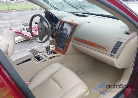 2007 Cadillac Sts V8 from USA, damaged, VIN 1G6DC67A670174775